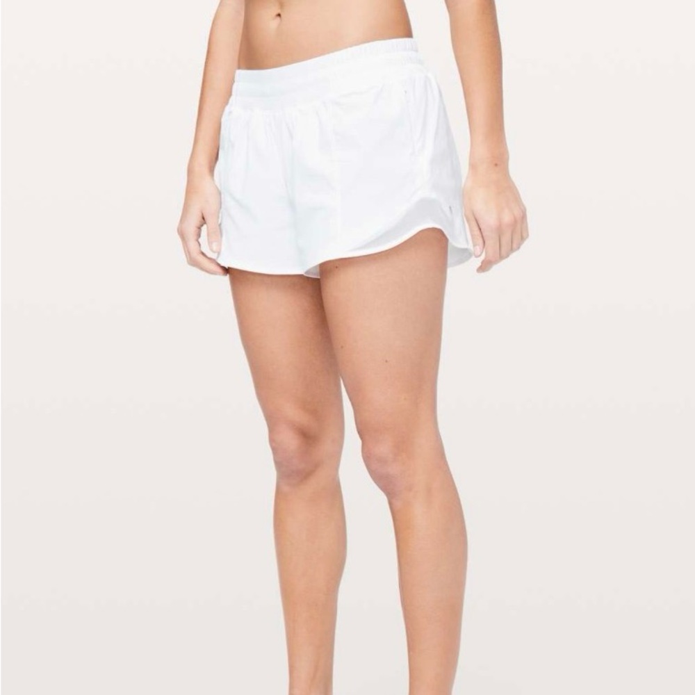 Lululemon Hotty Hot Short 2 4” White Gray